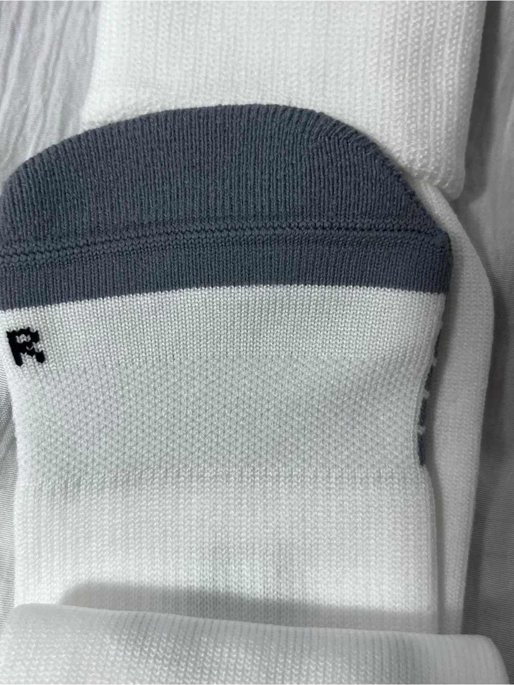 ADIDAS SOCCER TEAM SPEED PRO OTC WHITE SOCKS SIZE SMALL NEW